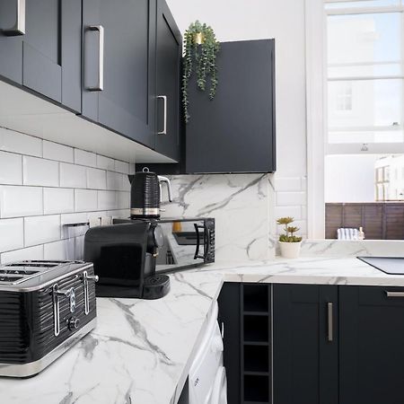 Kensington Nest Serviced Town House لندن المظهر الخارجي الصورة